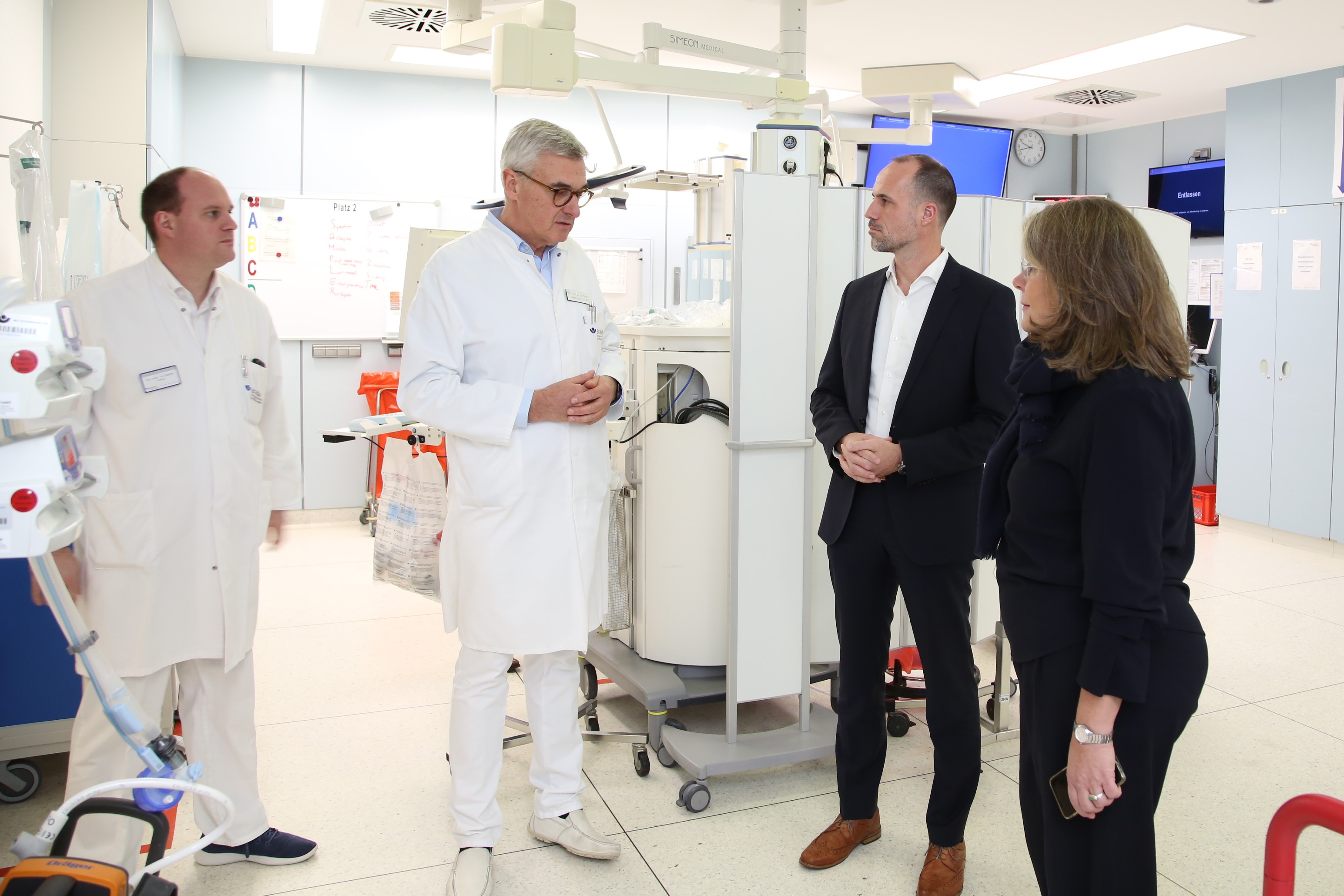 Zentrum Neurochirurgie hoch 3