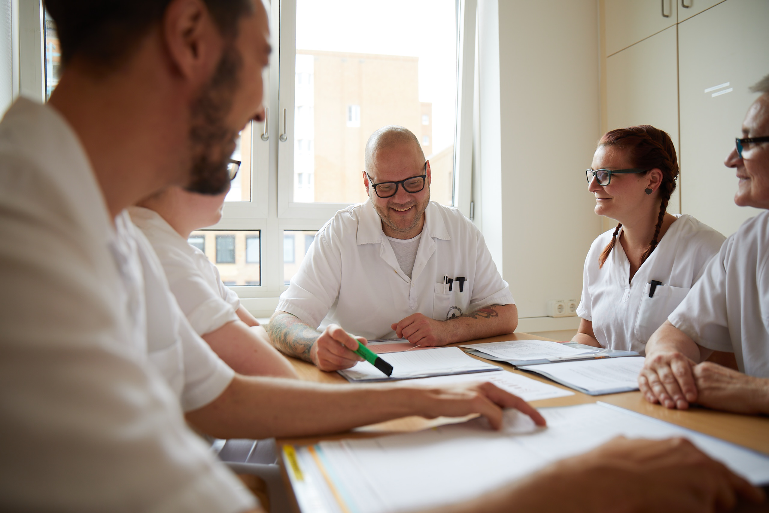 Fachgruppe bei einer Besprechung