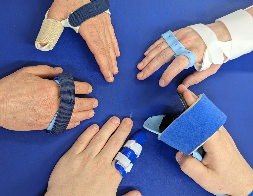 Nachbehandlung bei Strecksehnen-Verletzungen